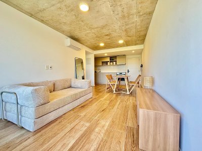 Apartamento 1 dormitorio, alquiler anual primera linea playa mansa