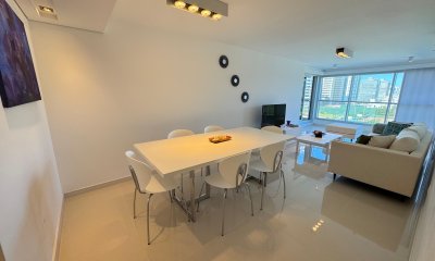 Apartamento en venta, 2 dormitorios + dependencia