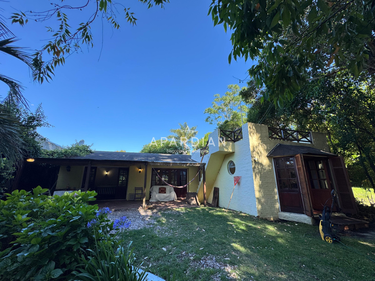 Casa ID.21097060 - Casa en venta y alquiler, 4 dormitorios en Pinares