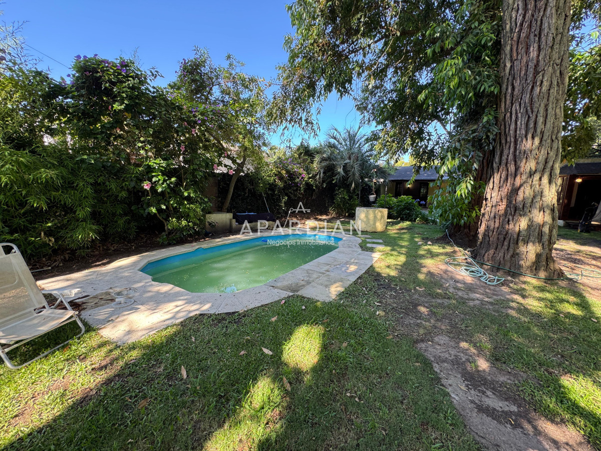 Casa ID.21097060 - Casa en venta y alquiler, 4 dormitorios en Pinares