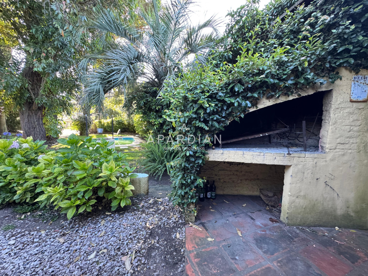 Casa ID.21097060 - Casa en venta y alquiler, 4 dormitorios en Pinares