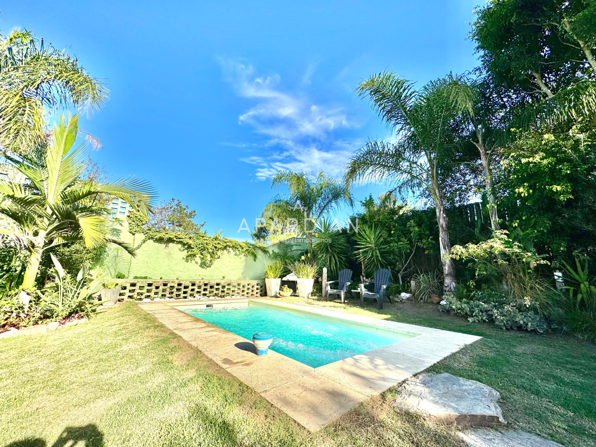 Casa ID.21097690 - Casa en alquiler anual 4 dormitorios, Punta del Este