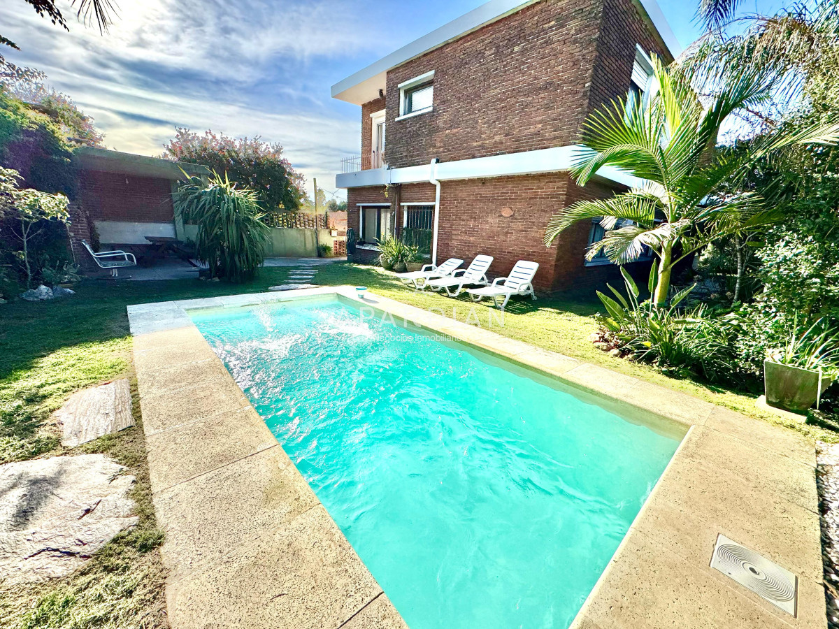 Casa ID.21097690 - Casa en alquiler anual 4 dormitorios, Punta del Este