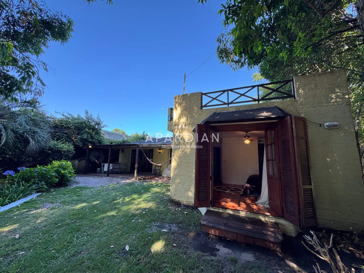 Casa ID.21097060 - Casa en venta y alquiler, 4 dormitorios en Pinares