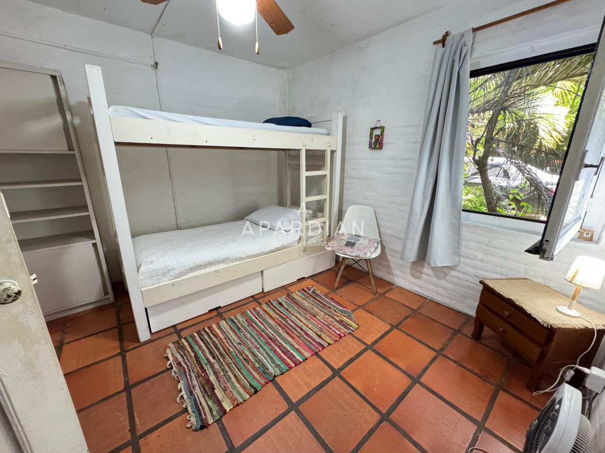 Casa ID.21097060 - Casa en venta y alquiler, 4 dormitorios en Pinares