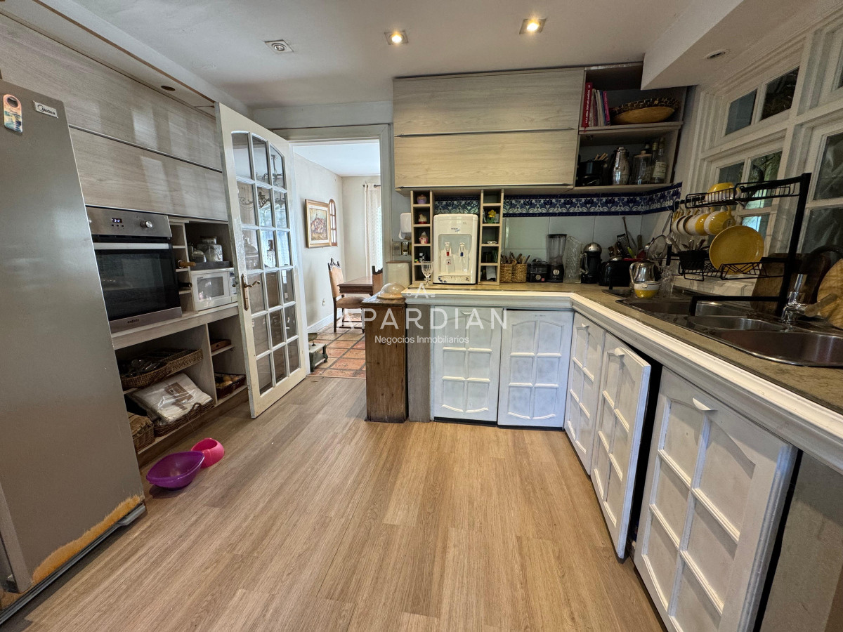 Casa ID.21097071 - Casa 4 dormitorios en venta y alquiler