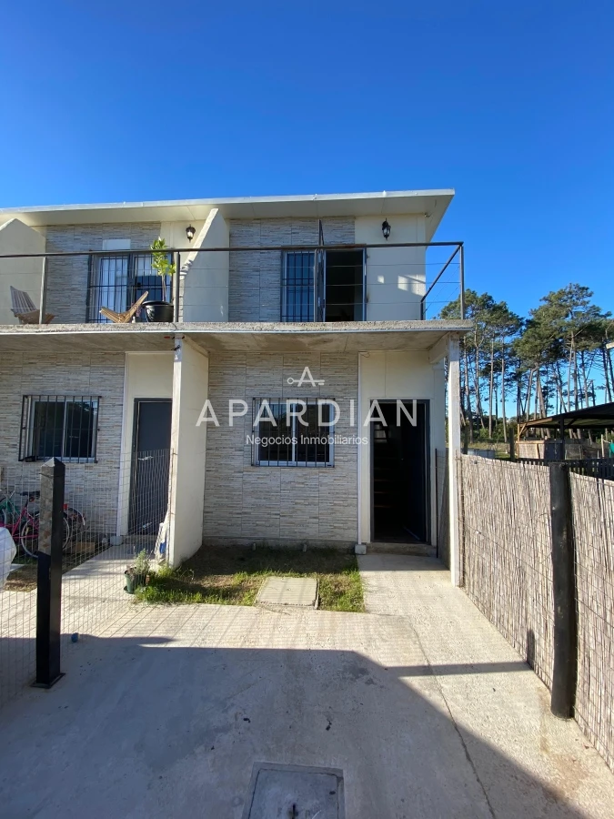 Casa ID.21096761 - Complejo de 6 casas en venta, excelente renta, El Pinar, Canelones