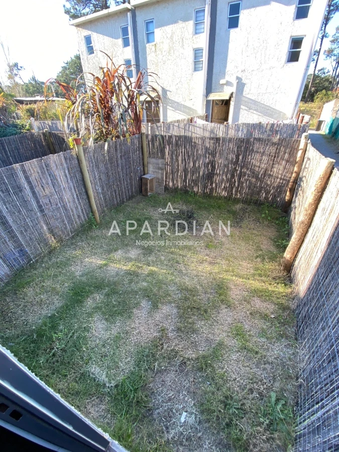 Casa ID.21096761 - Complejo de 6 casas en venta, excelente renta, El Pinar, Canelones