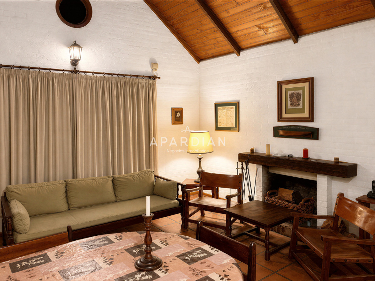 Casa ID.21093552 - Casa de 4 dormitorios en La Barra en alquiler temporal