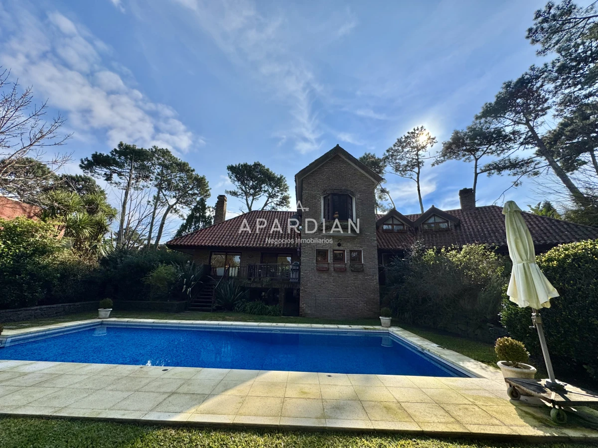 Casa ID.21097858 - Exclusiva casa en venta en San Rafael, 5 dormitorios