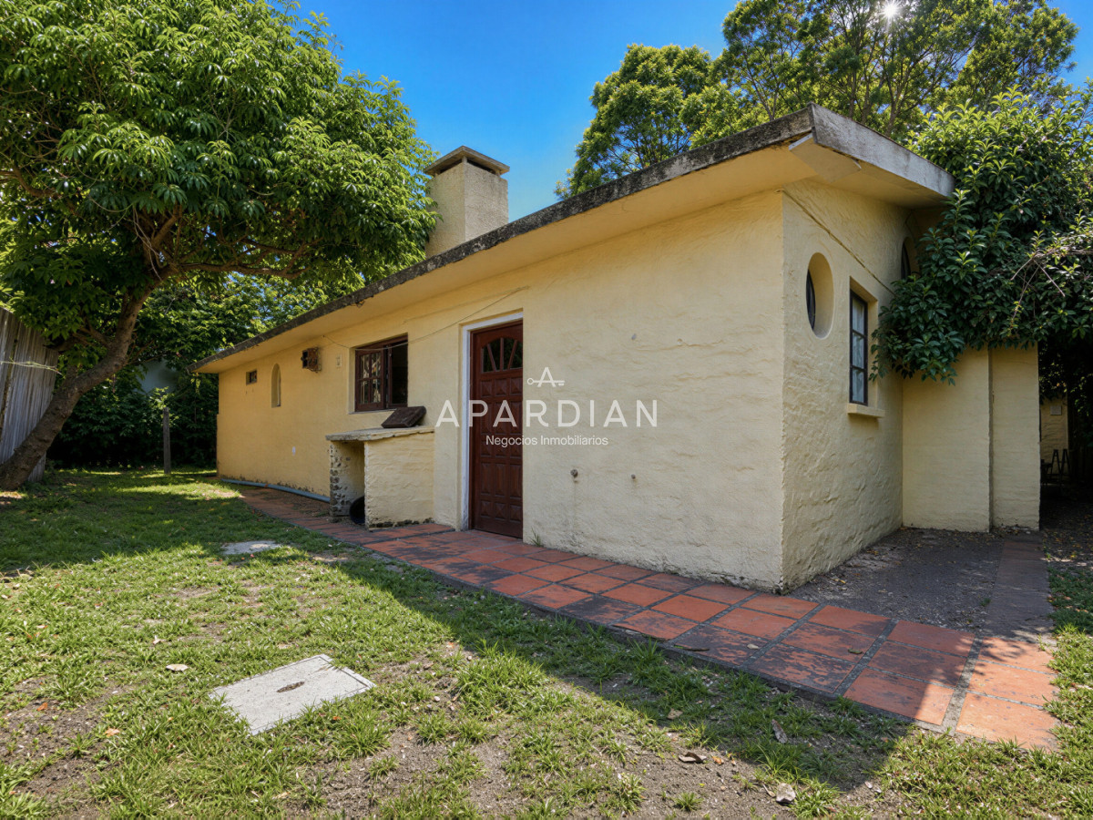 Casa ID.21097060 - Casa en venta y alquiler, 4 dormitorios en Pinares