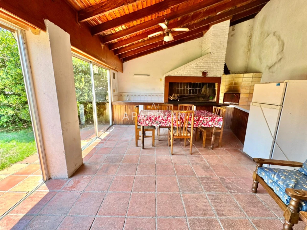 Casa ID.21098902 - Casa de 3 dormitorios mas dep. en alquiler anual