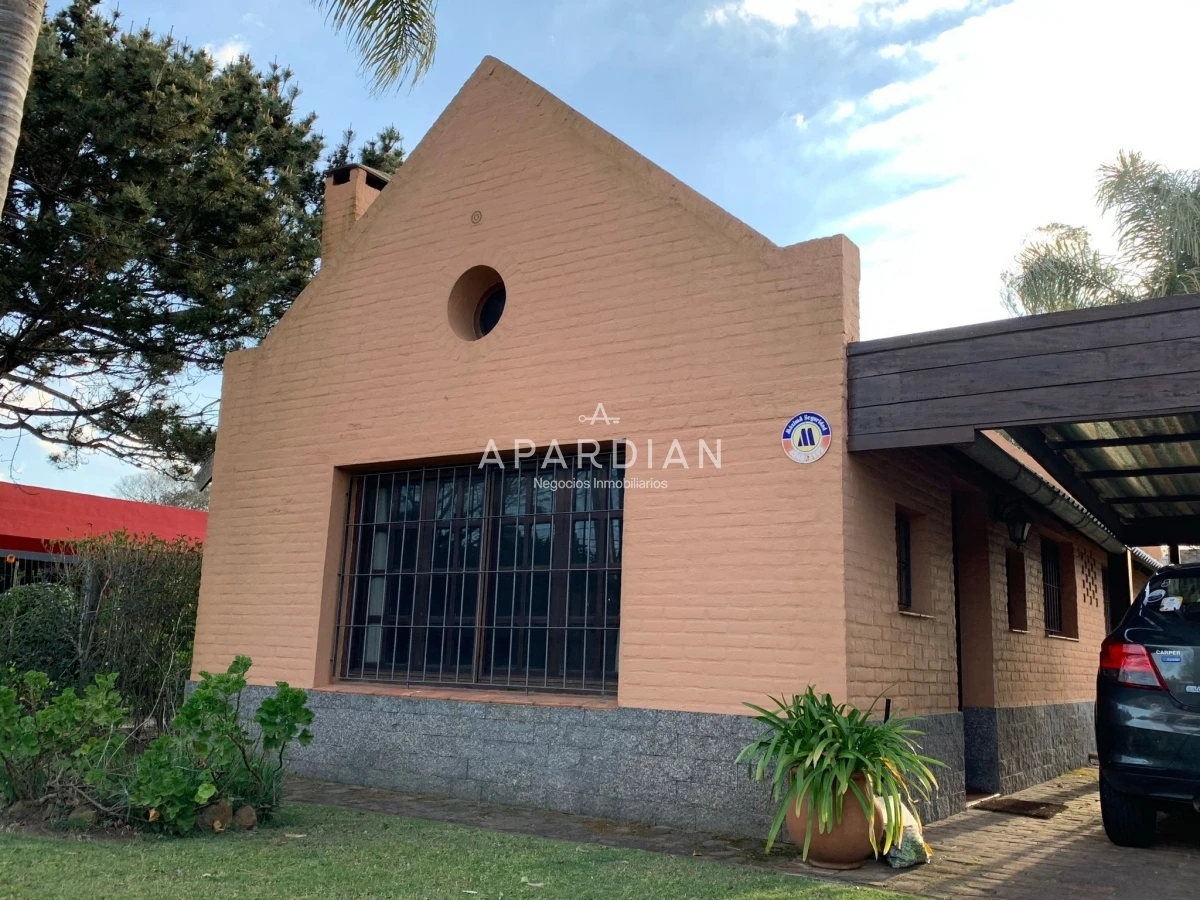 Casa ID.21093552 - Casa de 4 dormitorios en La Barra en alquiler temporal