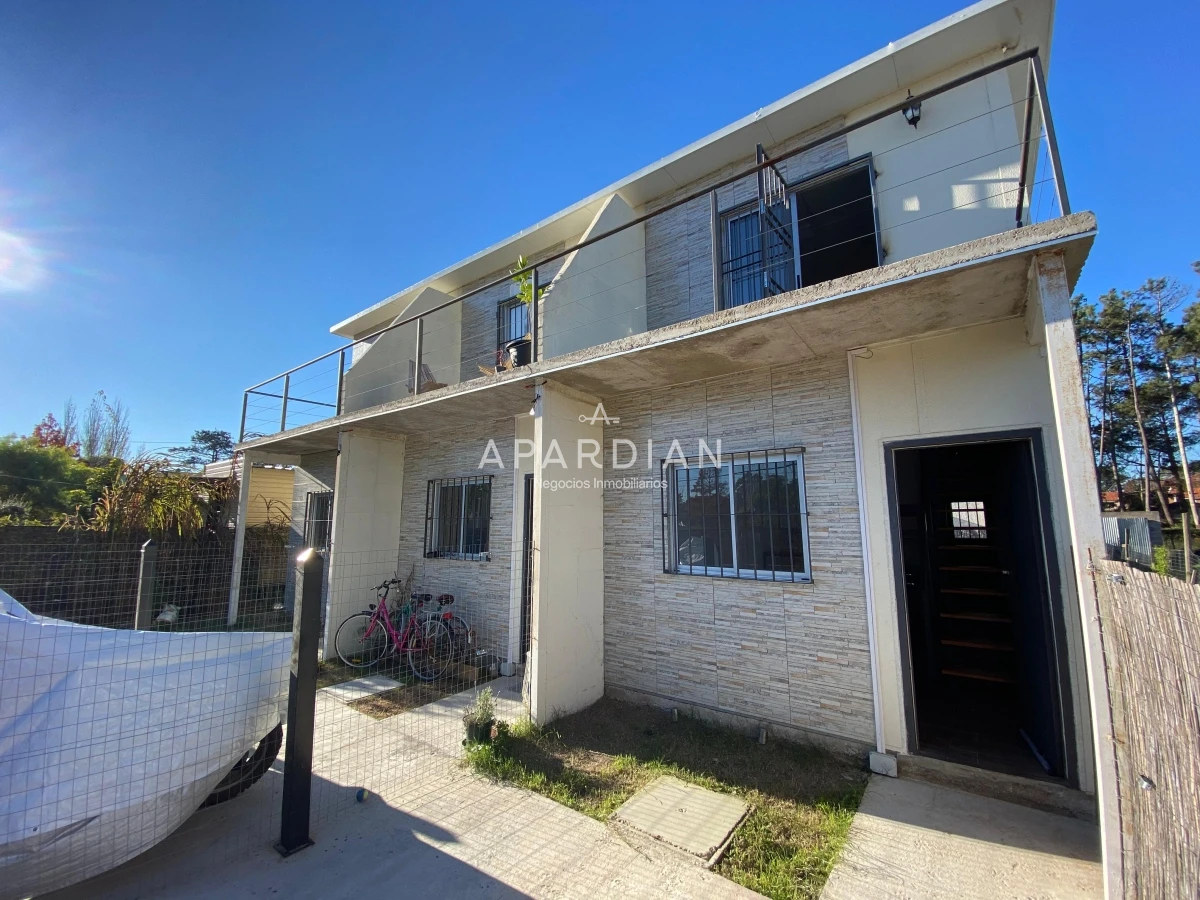 Casa ID.21096761 - Complejo de 6 casas en venta, excelente renta, El Pinar, Canelones