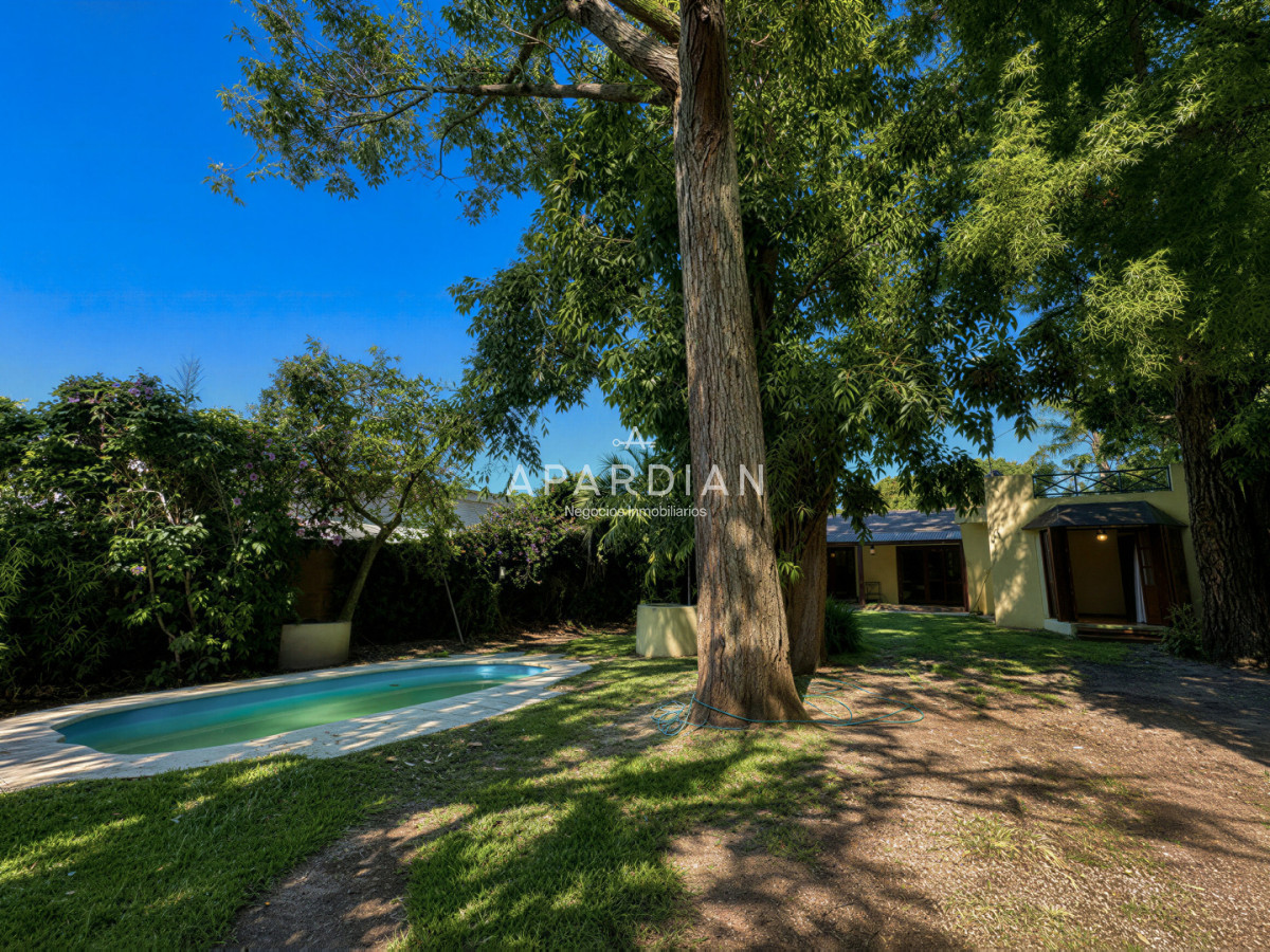 Casa ID.21097060 - Casa en venta y alquiler, 4 dormitorios en Pinares