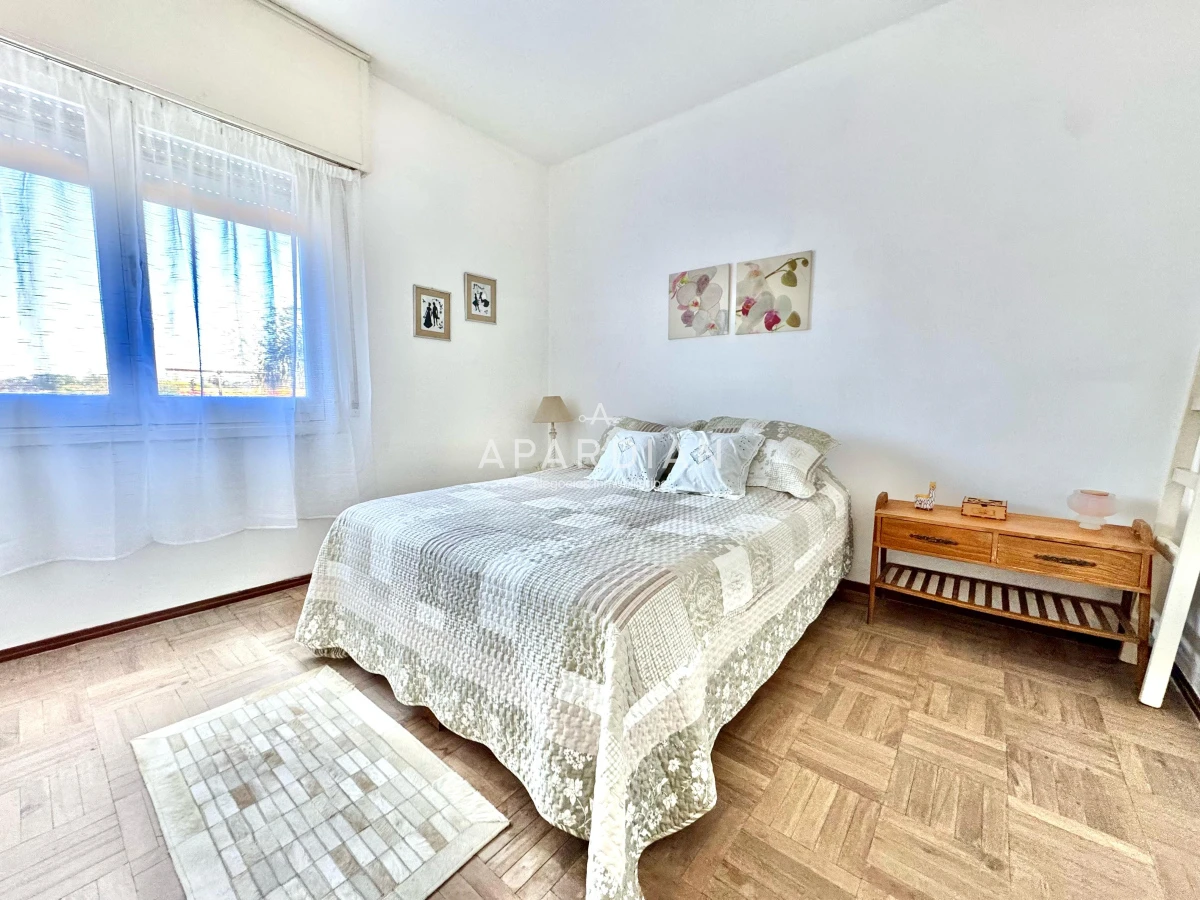 Casa ID.21097690 - Casa en alquiler anual 4 dormitorios, Punta del Este