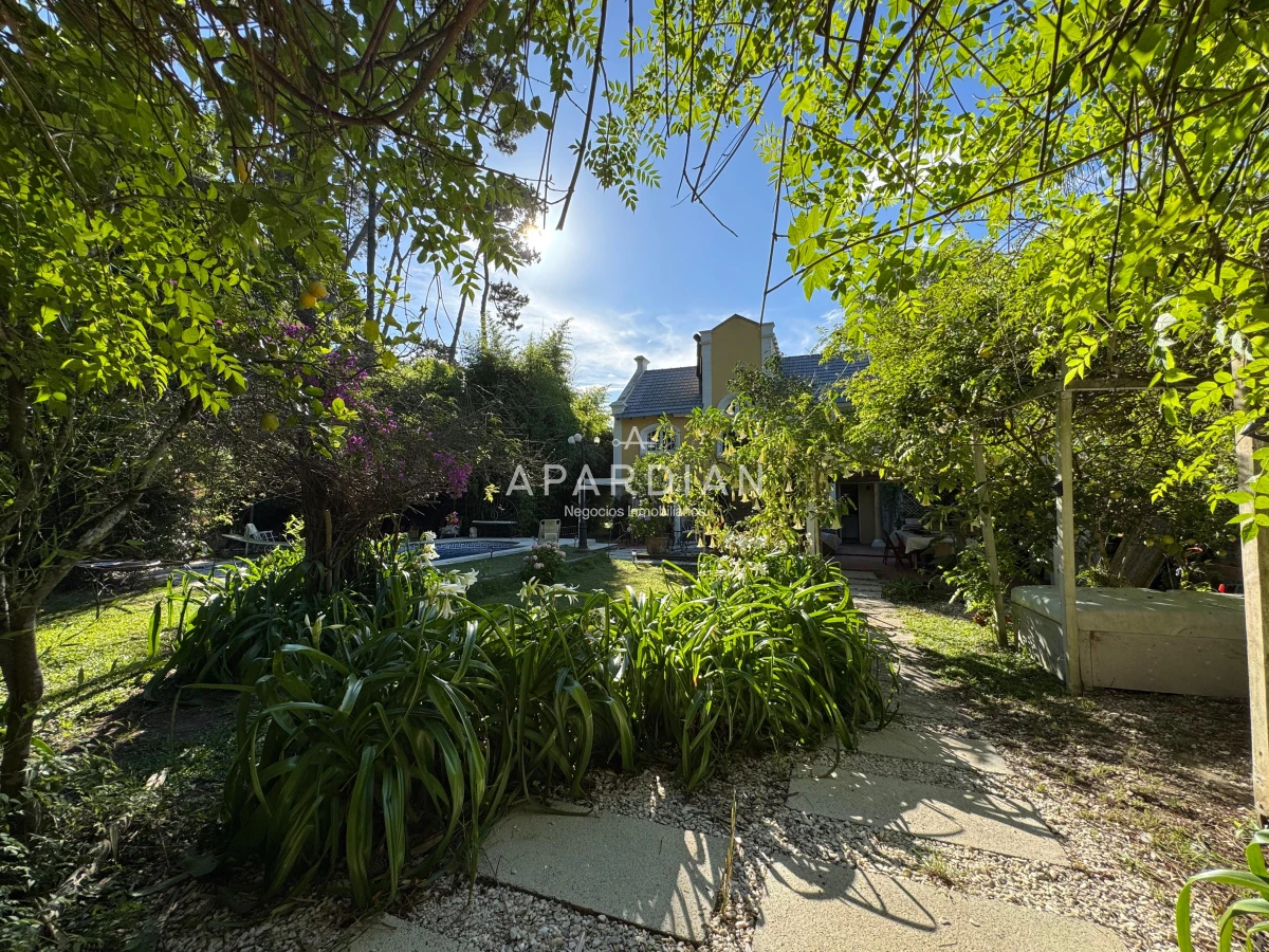 Casa ID.21097071 - Casa 4 dormitorios en venta y alquiler