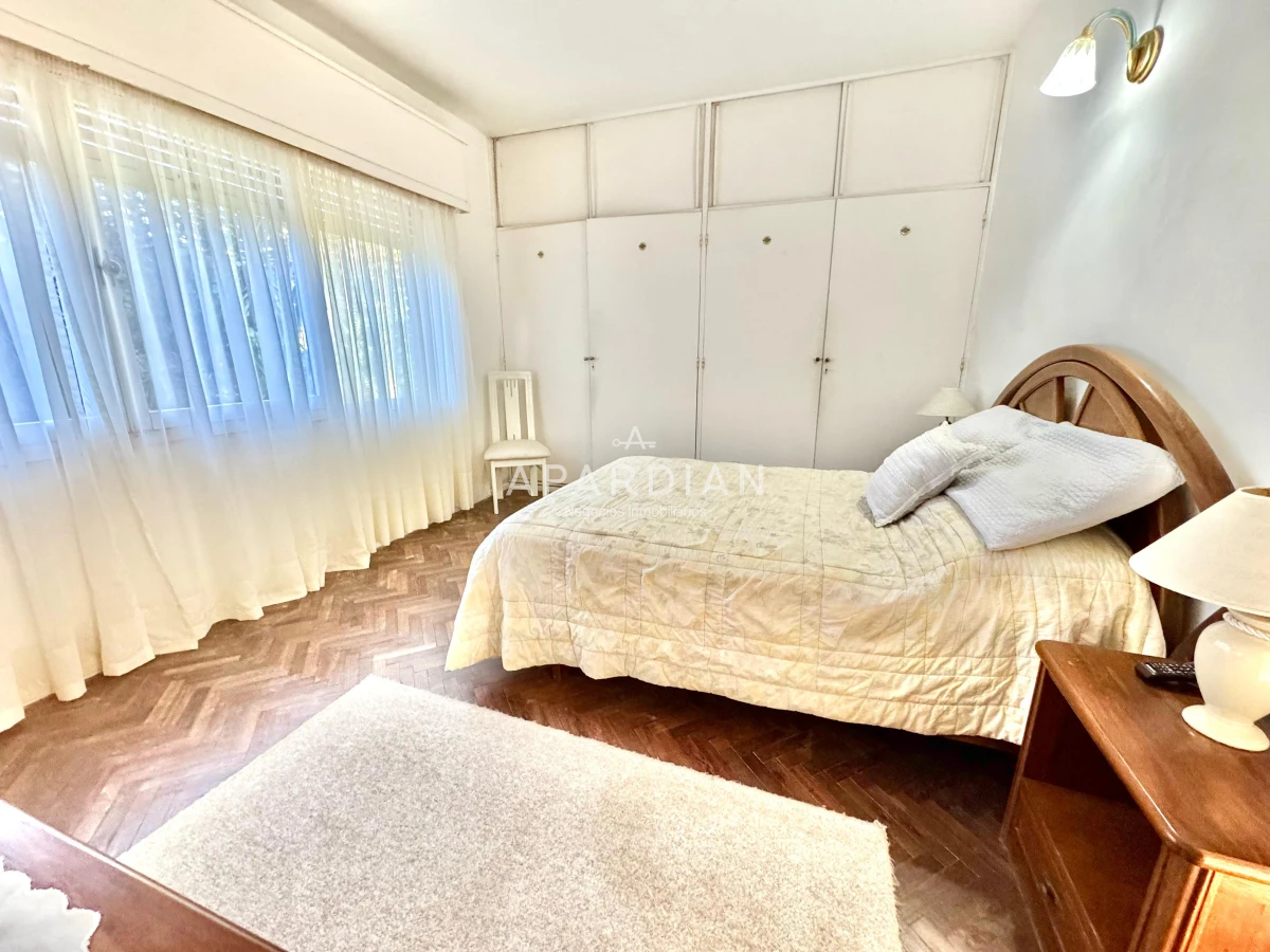 Casa ID.21097690 - Casa en alquiler anual 4 dormitorios, Punta del Este