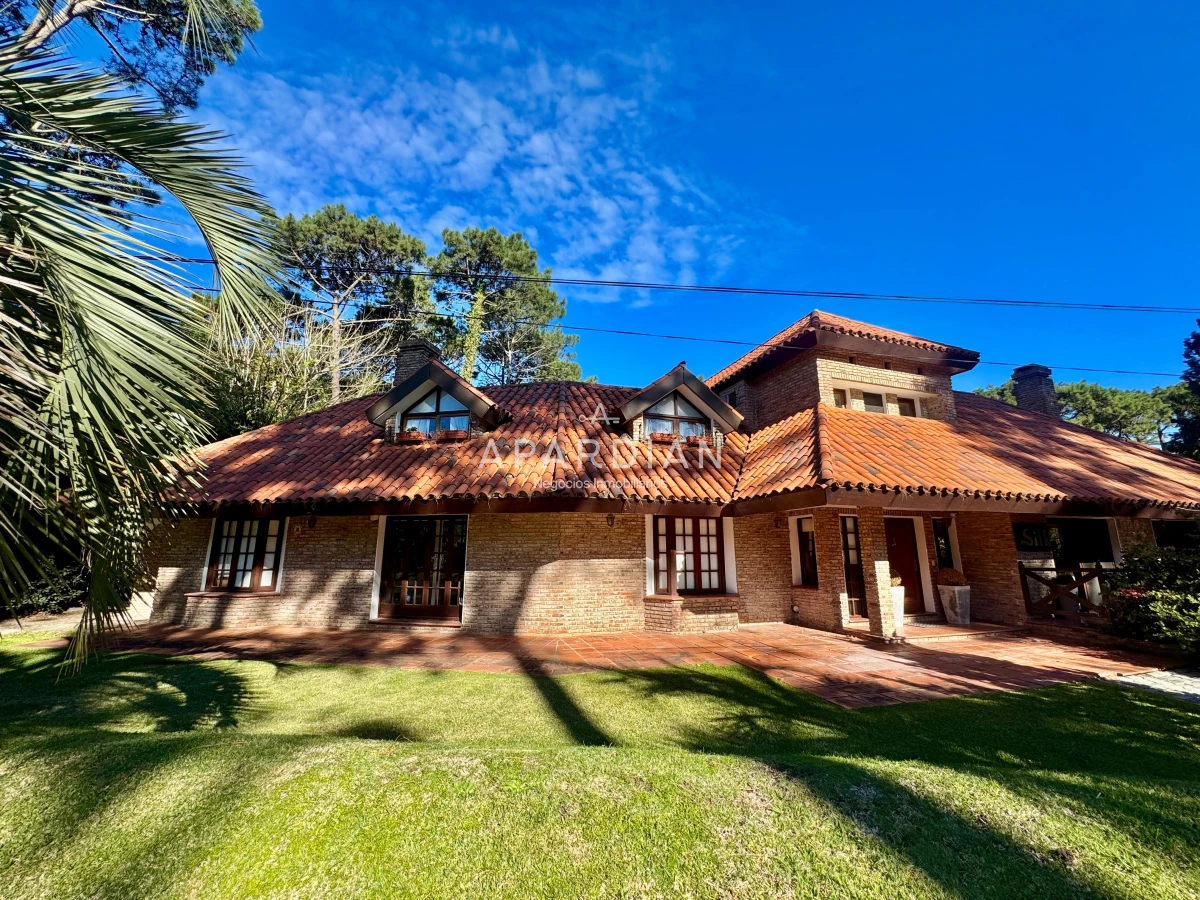Casa ID.21097858 - Exclusiva casa en venta en San Rafael, 5 dormitorios
