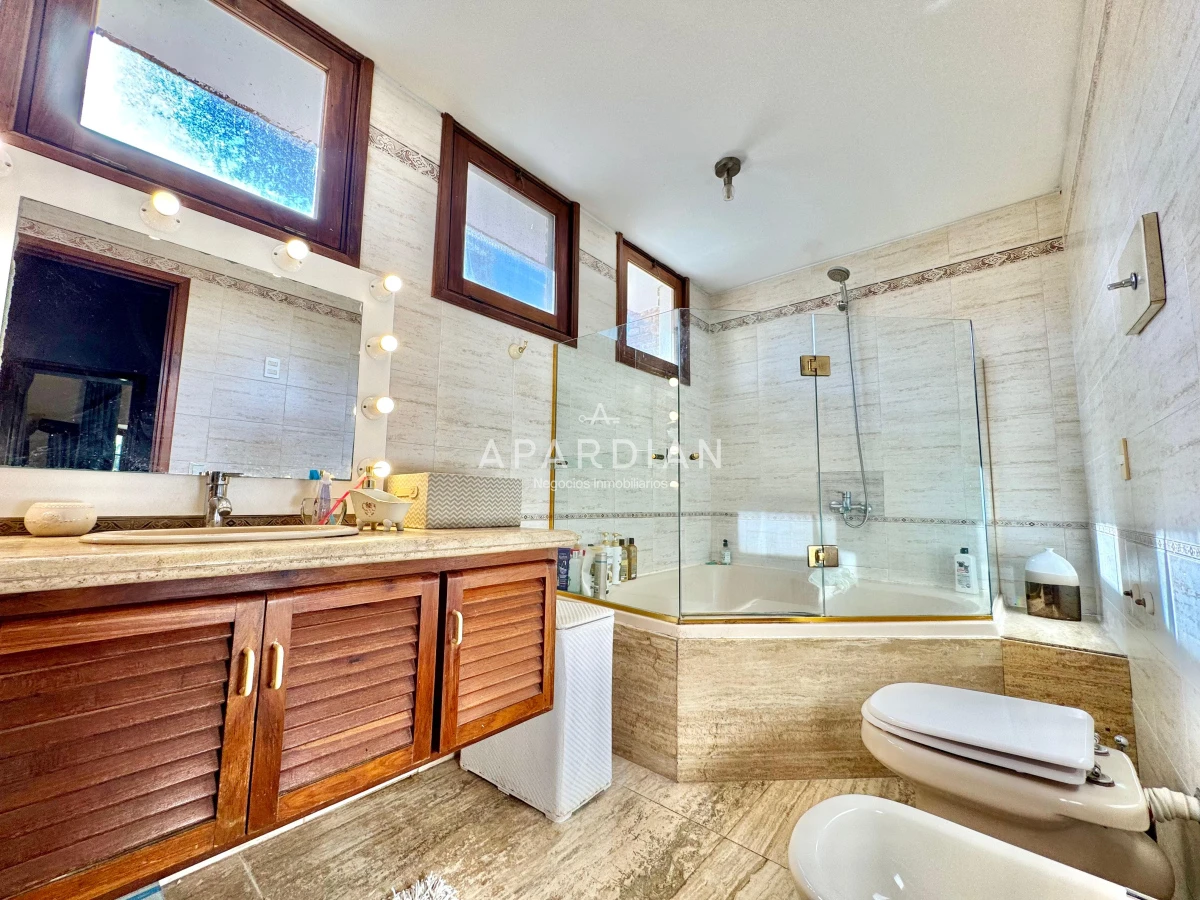 Casa ID.21097858 - Exclusiva casa en venta en San Rafael, 5 dormitorios