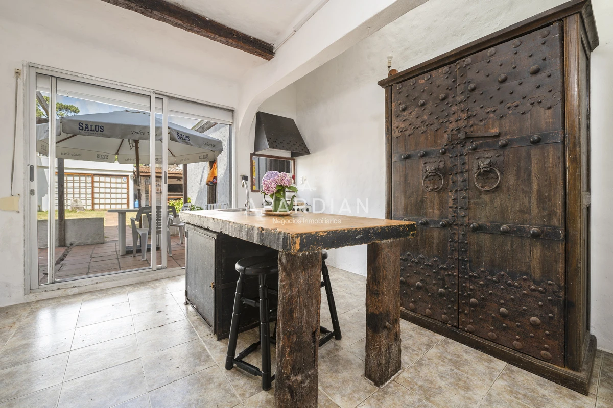 Casa ID.21097074 - Casa en venta, 5 dormitorios en Punta del este!