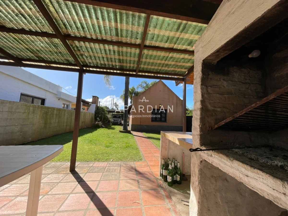 Casa ID.21093552 - Casa de 4 dormitorios en La Barra en alquiler temporal