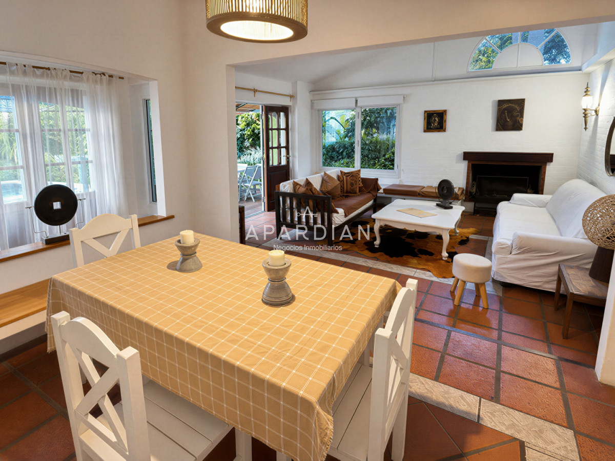 Casa ID.21097060 - Casa en venta y alquiler, 4 dormitorios en Pinares