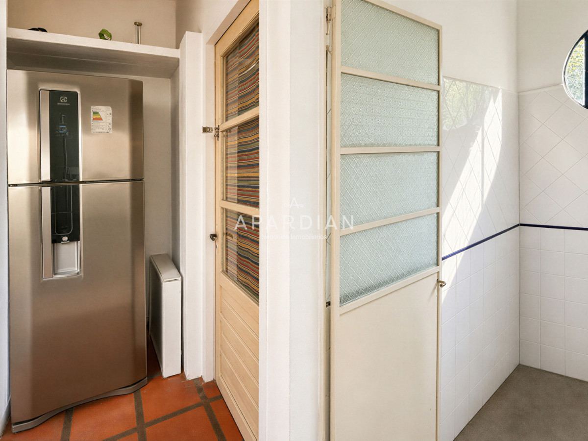 Casa ID.21097060 - Casa en venta y alquiler, 4 dormitorios en Pinares