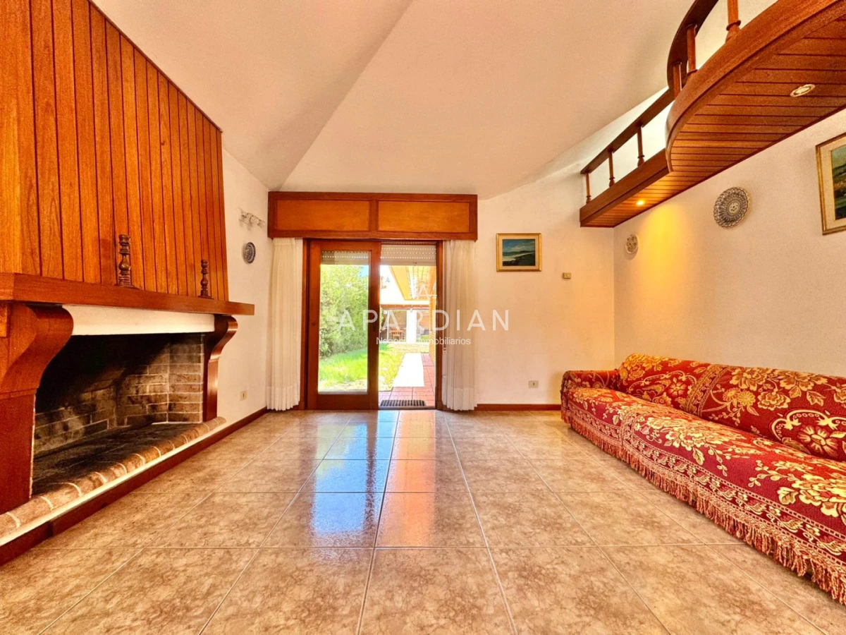 Casa ID.21098902 - Casa de 3 dormitorios mas dep. en alquiler anual