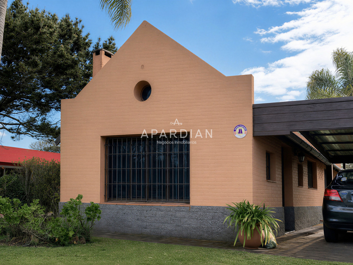 Casa ID.21093552 - Casa de 4 dormitorios en La Barra en alquiler temporal