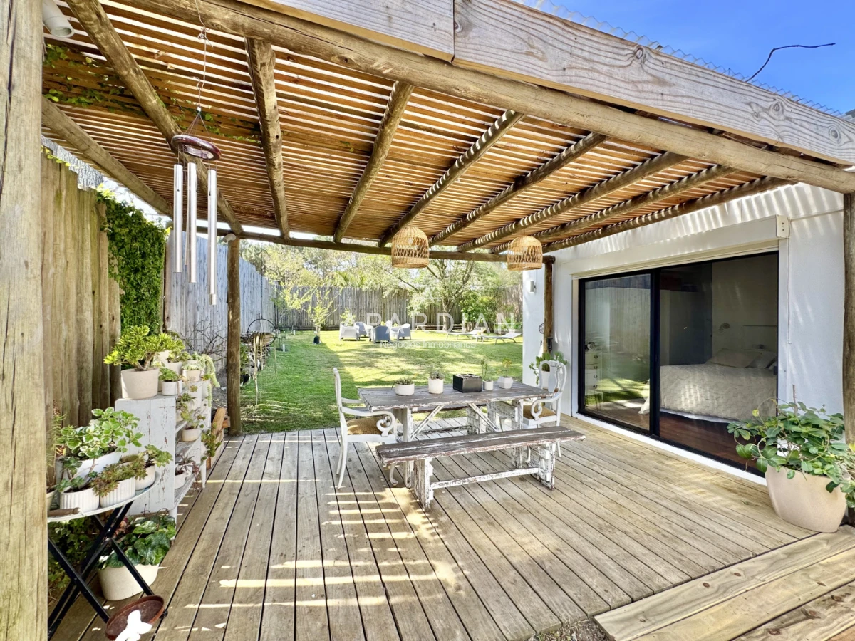 Casa ID.21098562 - Casa de 3 dormitorios en alquiler de verano y venta