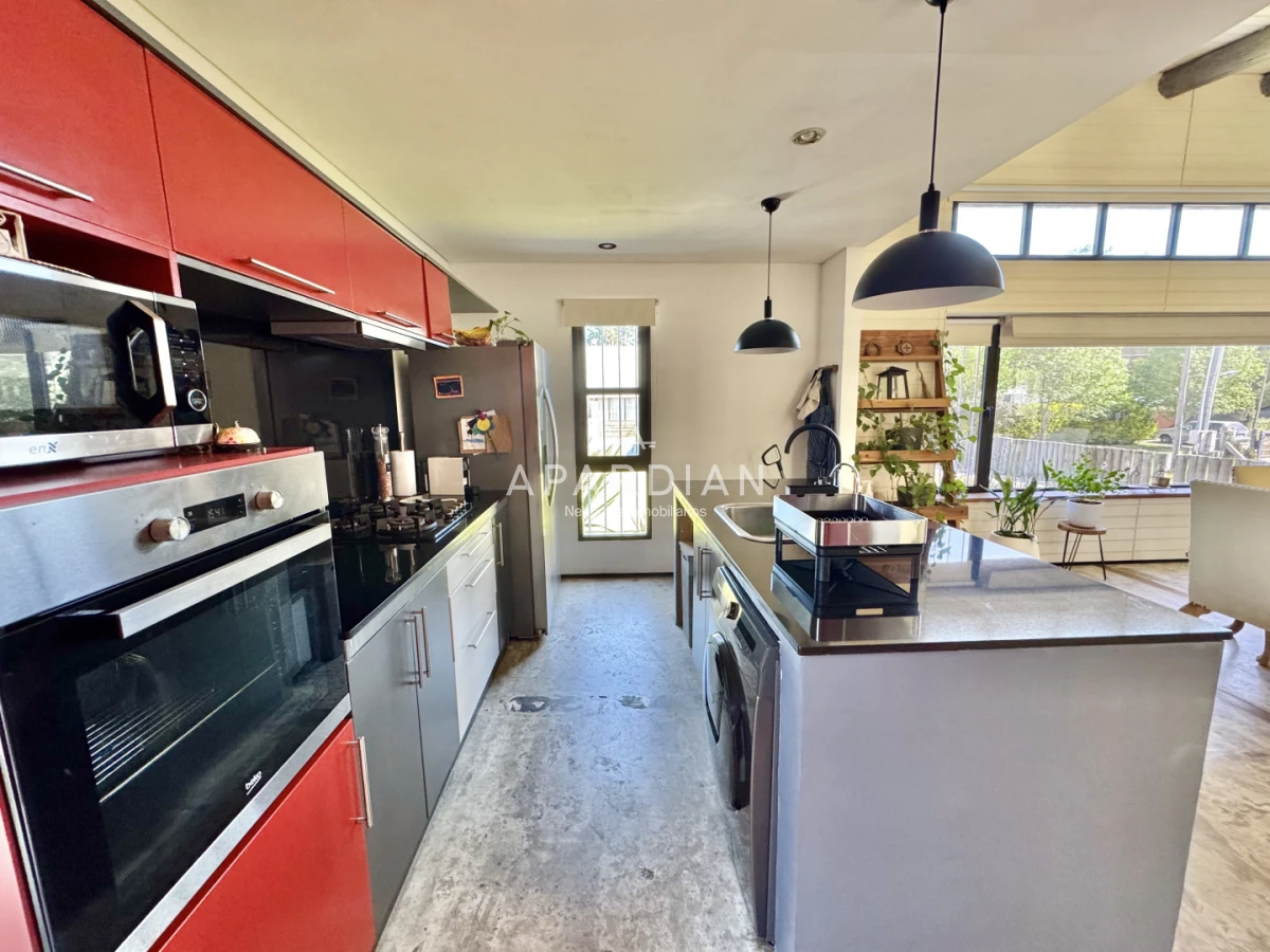 Casa ID.21098562 - Casa de 3 dormitorios en alquiler de verano y venta