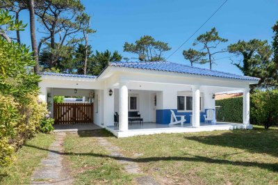 Casa en venta y alquiler temporal a metros del mar, Punta del Este