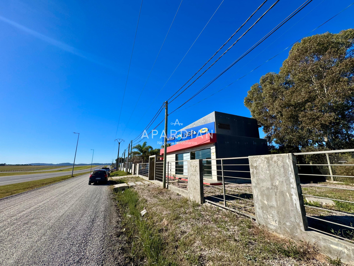 Local Comercial ID.21097969 - Local comercial sobre Ruta Interbalnearia