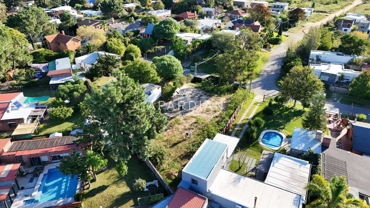 Terreno ID.21099518 - Terreno en venta, parada 27 pinares, apto para PH