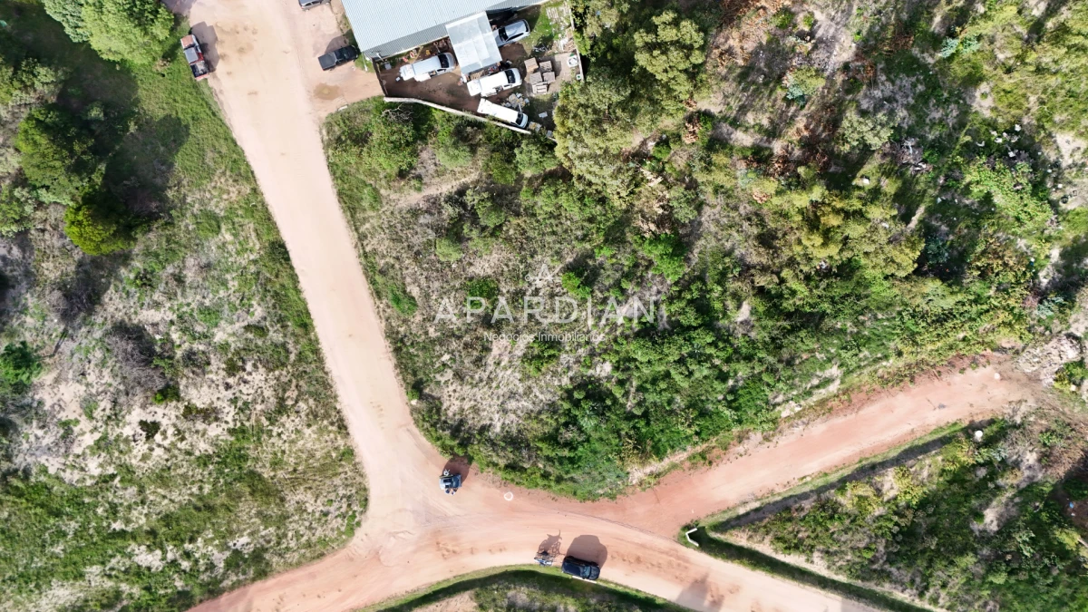 Terreno ID.21099431 - Terreno en altos de Burnett apto locales comerciales 