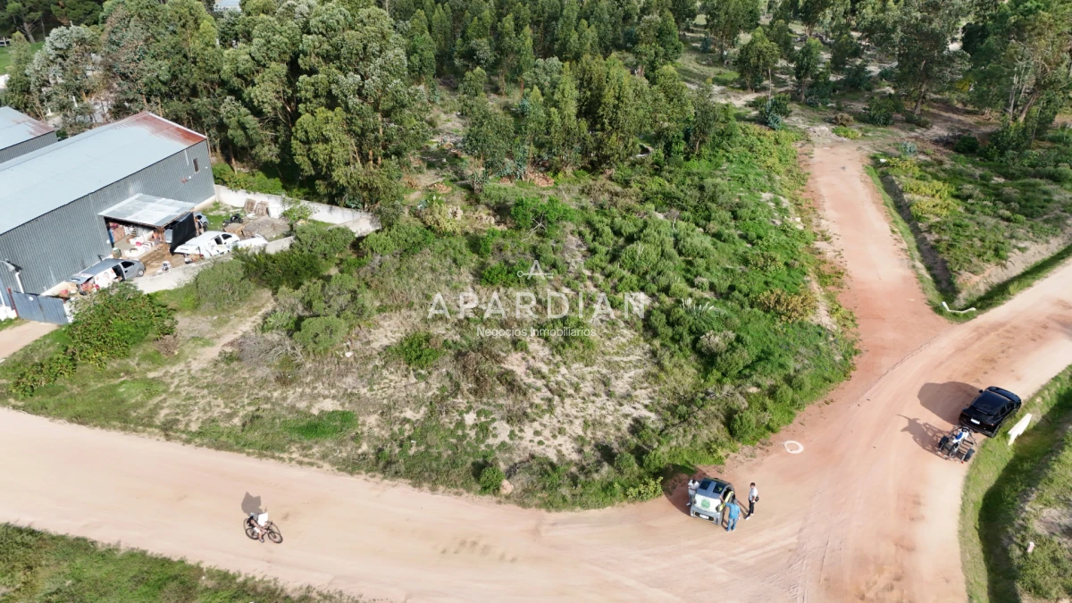 Terreno ID.21099431 - Terreno en altos de Burnett apto locales comerciales 