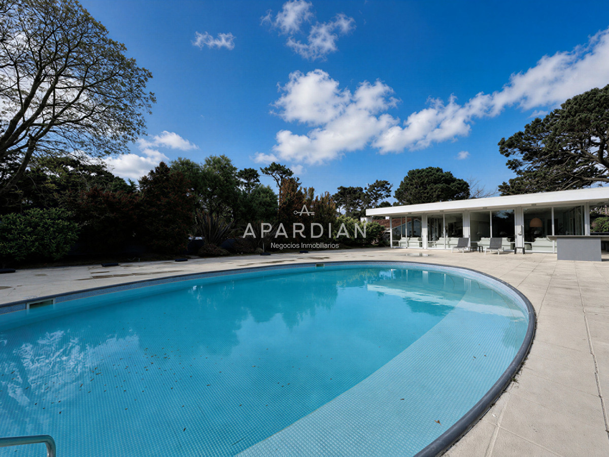 Apartamento ID.21100184 - Penthouse duplex 3 suites en venta, Punta del Este