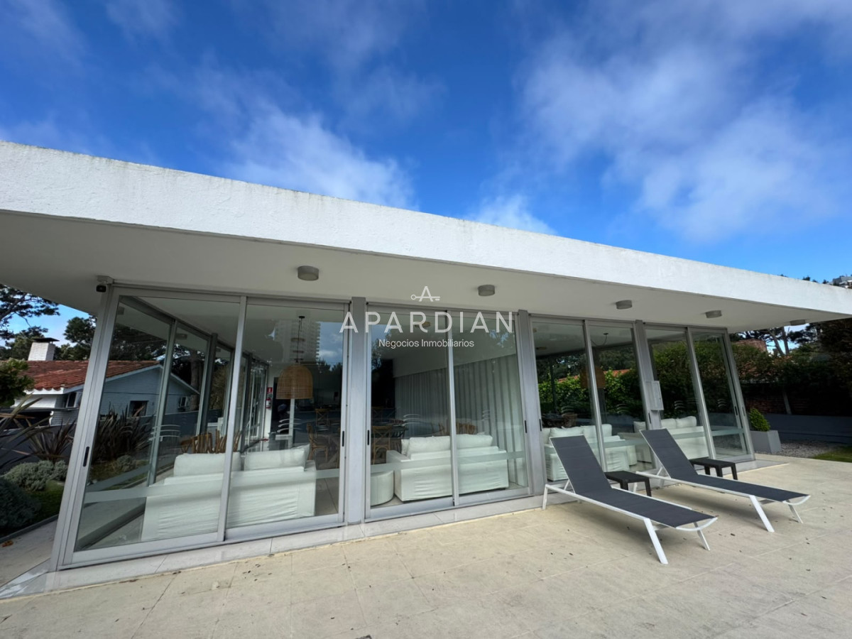 Apartamento ID.21100184 - Penthouse duplex 3 suites en venta, Punta del Este