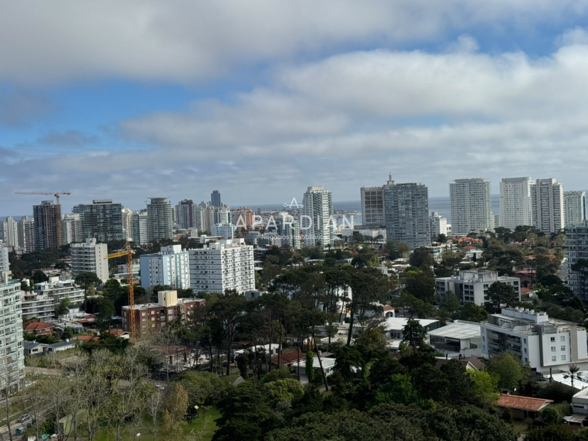 Apartamento ID.21100184 - Penthouse duplex 3 suites en venta, Punta del Este