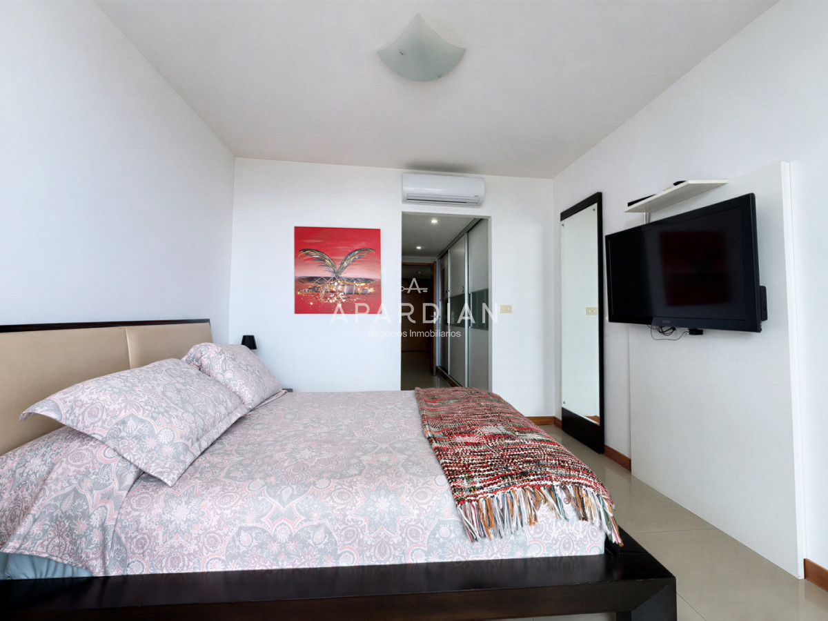 Apartamento ID.21100184 - Penthouse duplex 3 suites en venta, Punta del Este