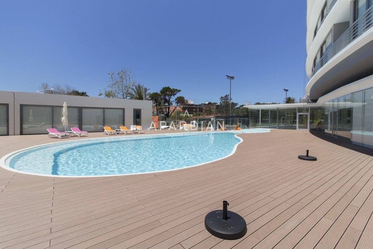Apartamento ID.21098353 - Penthouse duplex de 3 dormitorios en venta y alquiler, Punta del Este!