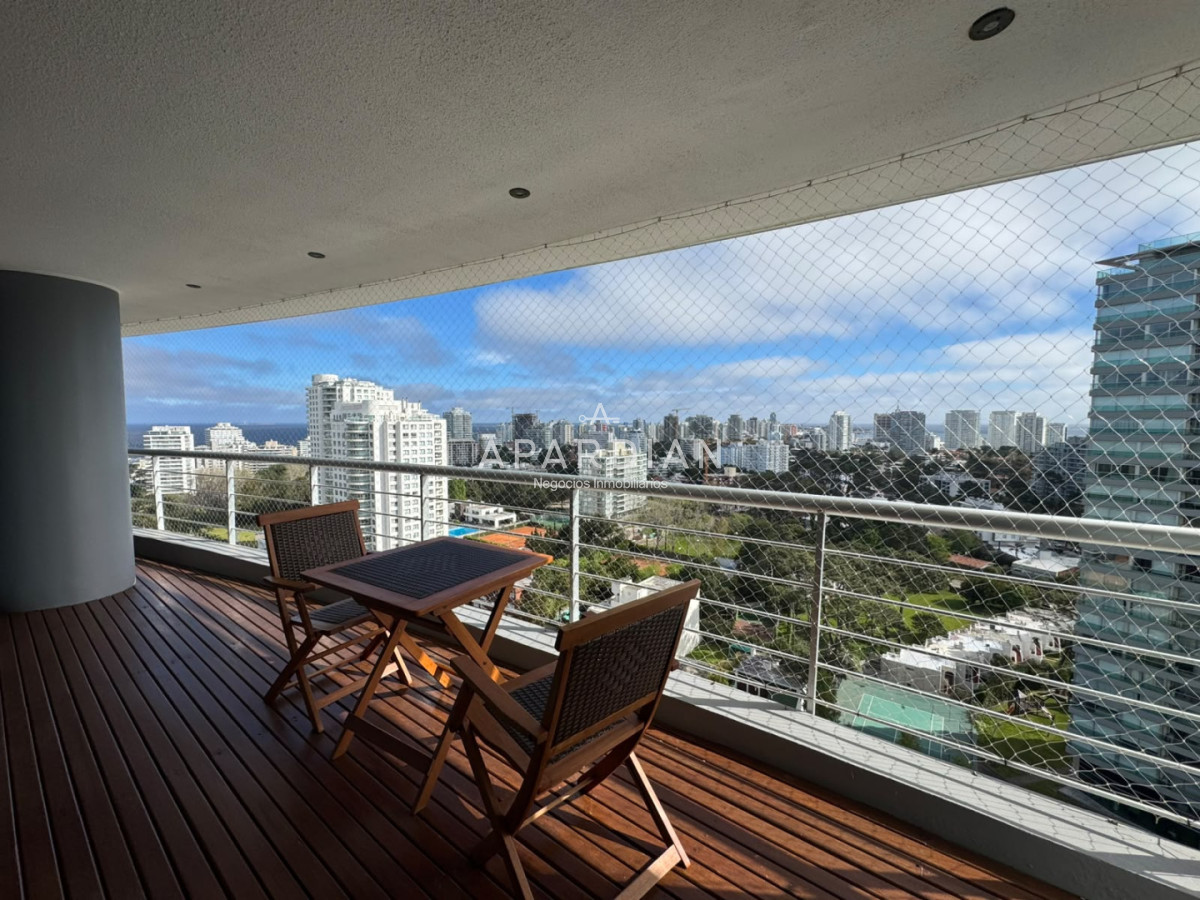 Apartamento ID.21100184 - Penthouse duplex 3 suites en venta, Punta del Este