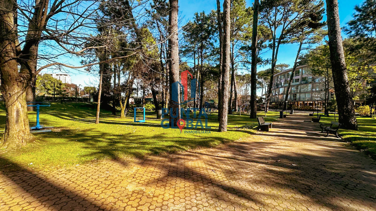 Apartamento ID.270 - Venta Apartamento 2 Dormitorios Punta del Este