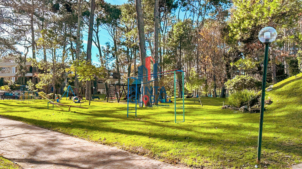 Apartamento ID.270 - Venta Apartamento 2 Dormitorios Punta del Este