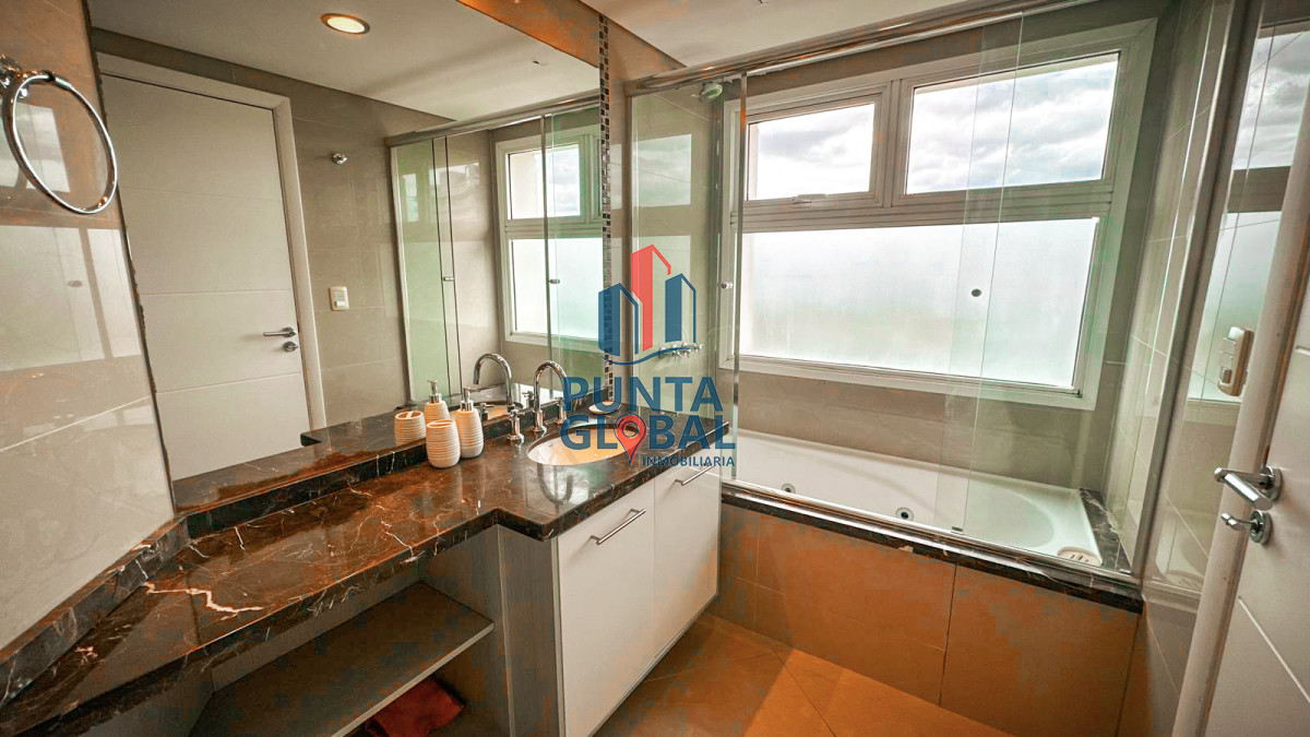 Apartamento ID.34 - Alquiler Temporal Punta del Este 3 Dormitorios