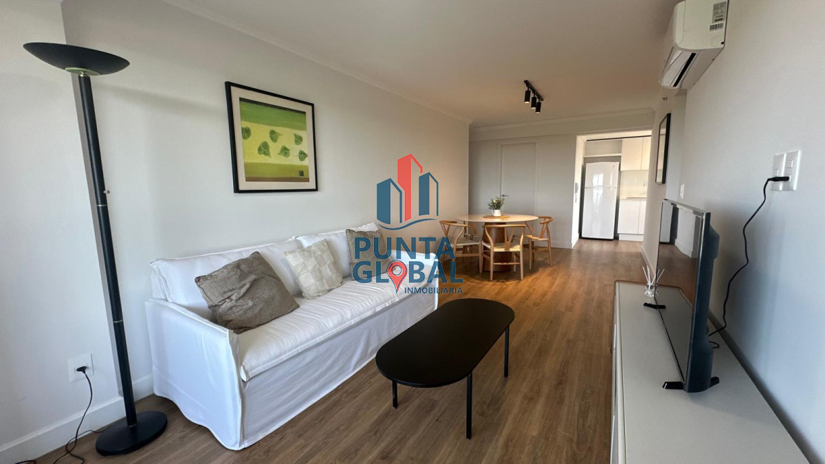 Apartamento ID.33 - Alquiler Anual 2 Dormitorios Punta del Este
