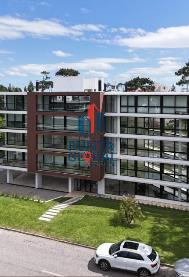 Apartamento ID.239 - Venta Apartamento 3 Dormitorios Punta del Este