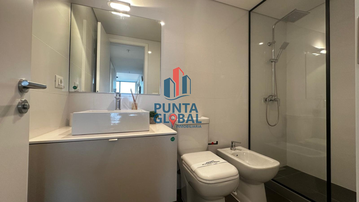Apartamento ID.117 - Venta Apartamento 3 Dormitorios Punta del Este