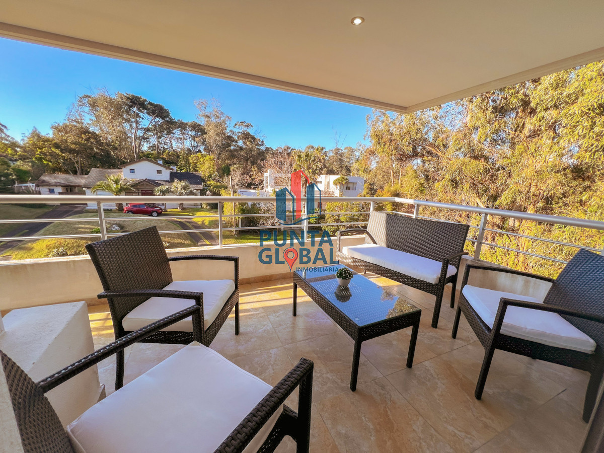 Apartamento ID.12 - Venta de hermoso apartamento en Playa Brava